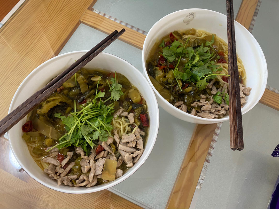 私房【老坛酸菜肉丝面】独家分享·原汤酸辣·开胃