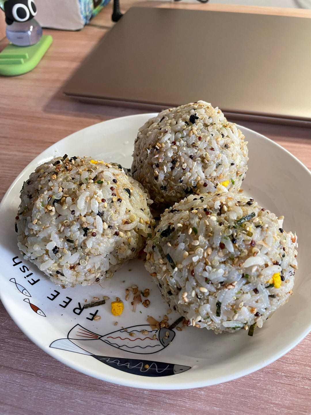 金猫咪食堂-濑户香松金枪鱼饭团