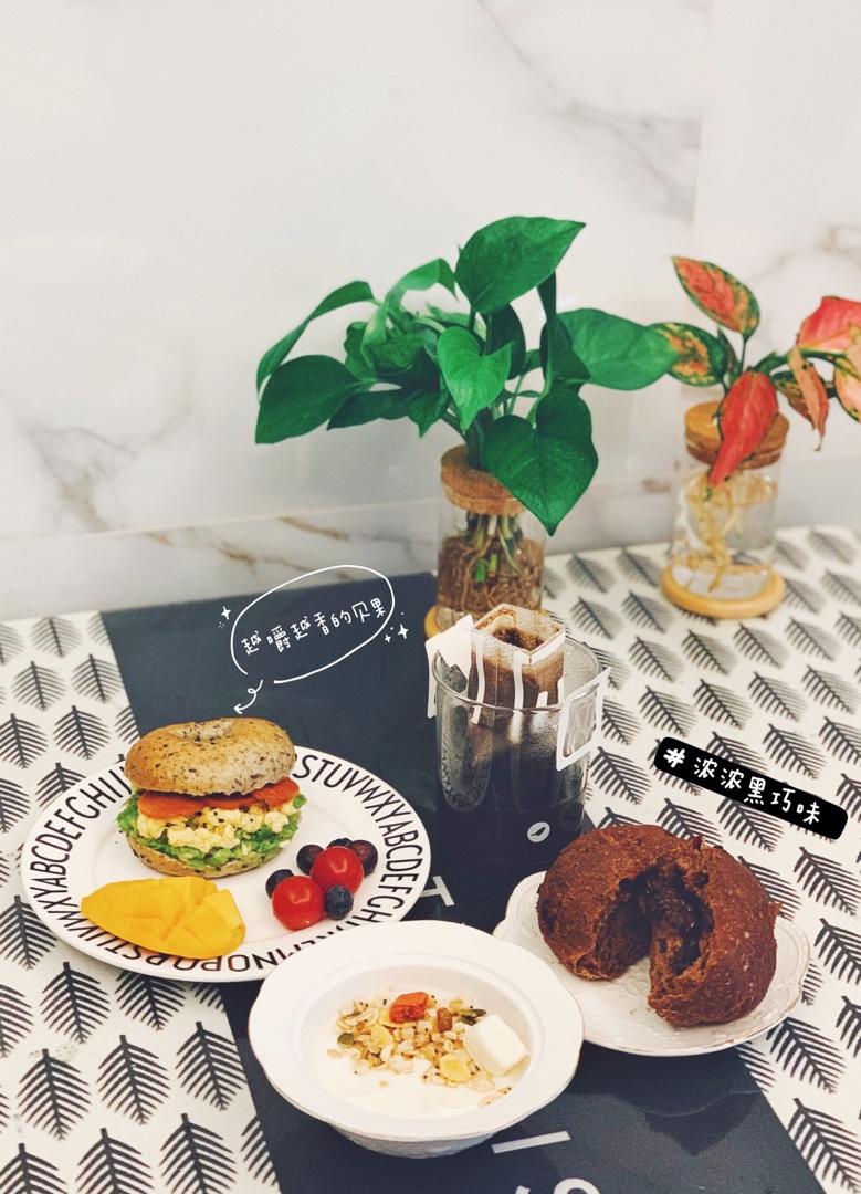 黑芝麻全麦贝果