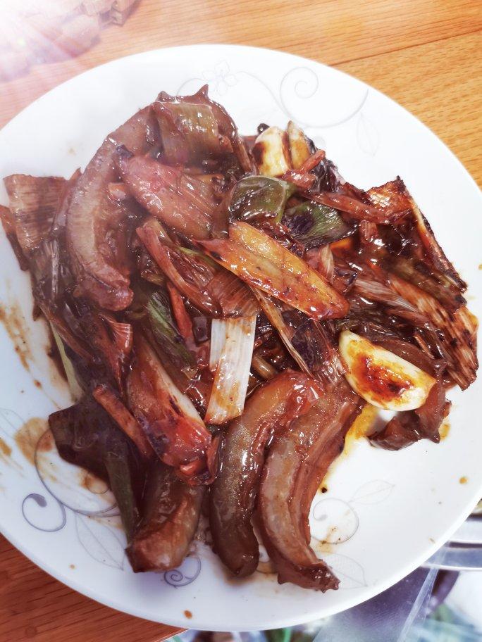 青岛人最爱的葱爆海参