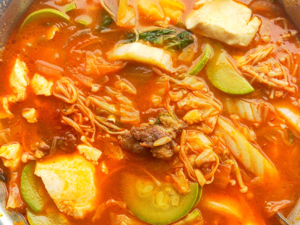 韩式豆腐汤（梨泰院同款）的做法