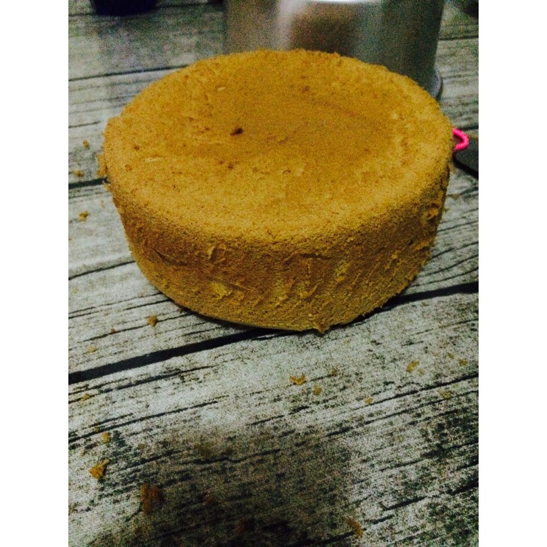 不粘模超完美戚风蛋糕--不塌不缩不开裂