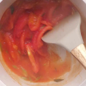 番茄土豆汤的做法 步骤2