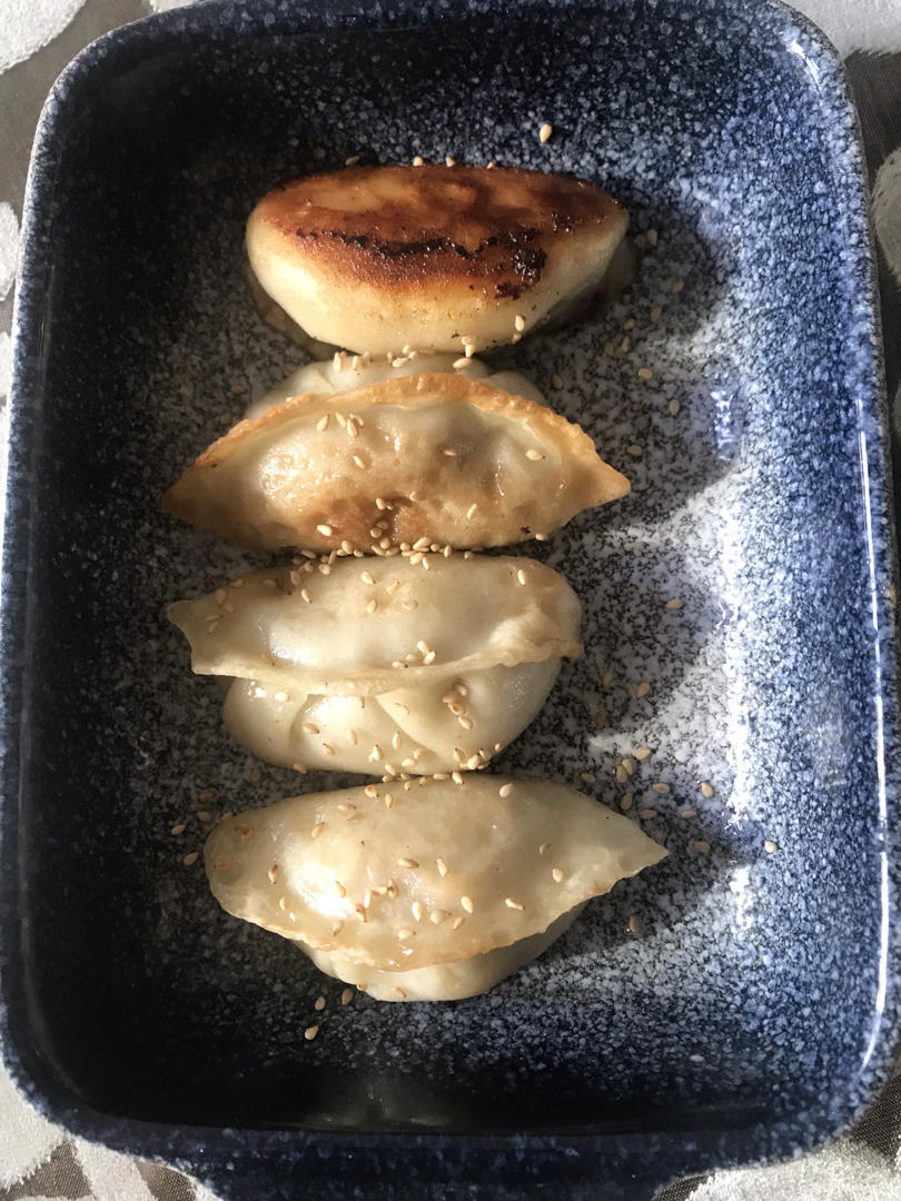 上海味道的鲜肉锅贴