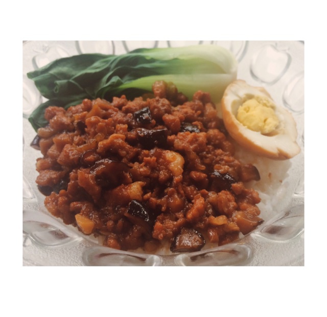 洋葱酥卤肉饭