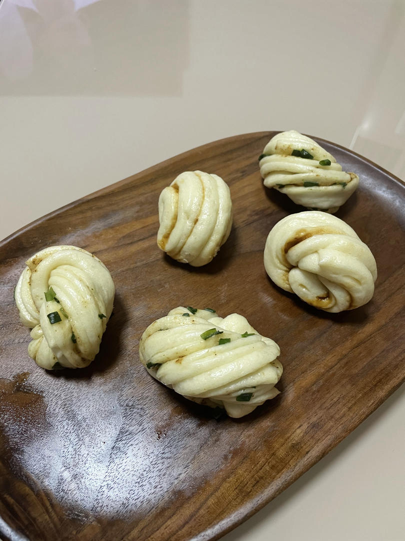 葱油花卷，一根筷子卷出漂亮的造型
