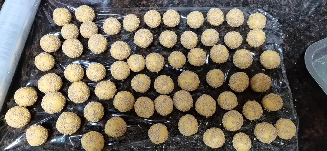 “南瓜芝麻球”聚餐必做小点心