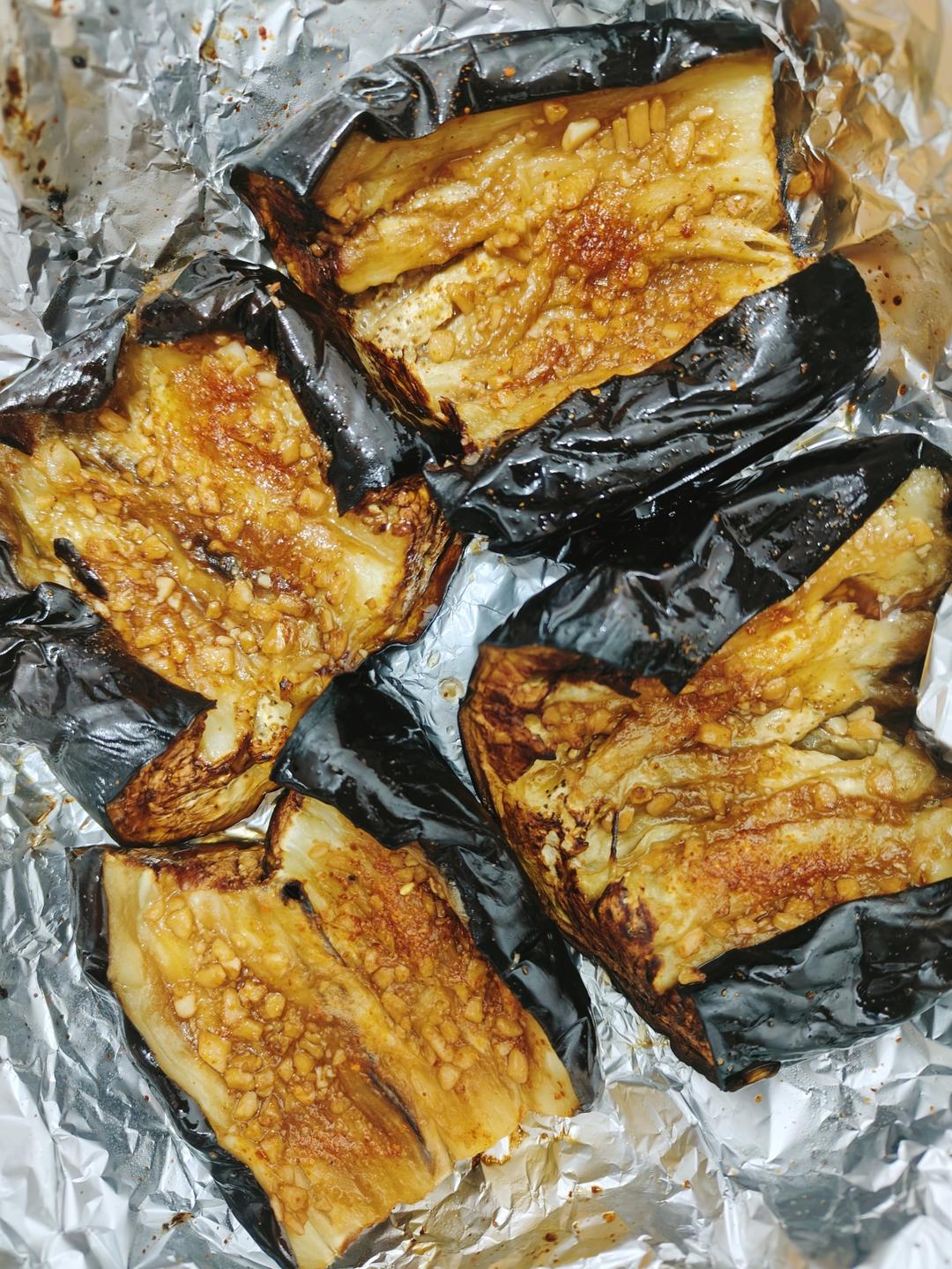 空气炸锅超简单的爆香蒜蓉烤茄子