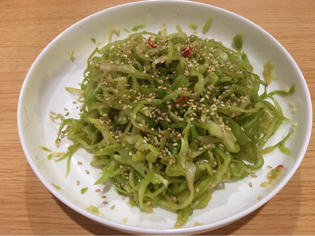 柠檬渍包菜丝