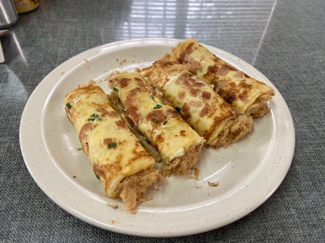 儿童早餐—肉松吐司卷