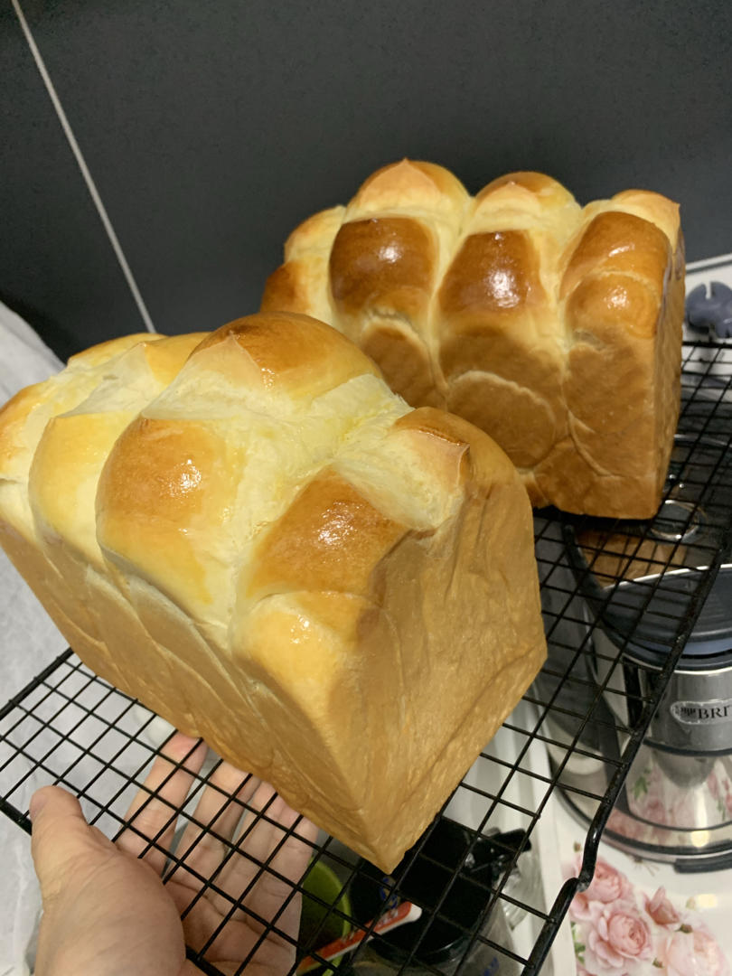 鲜奶液种超熟吐司