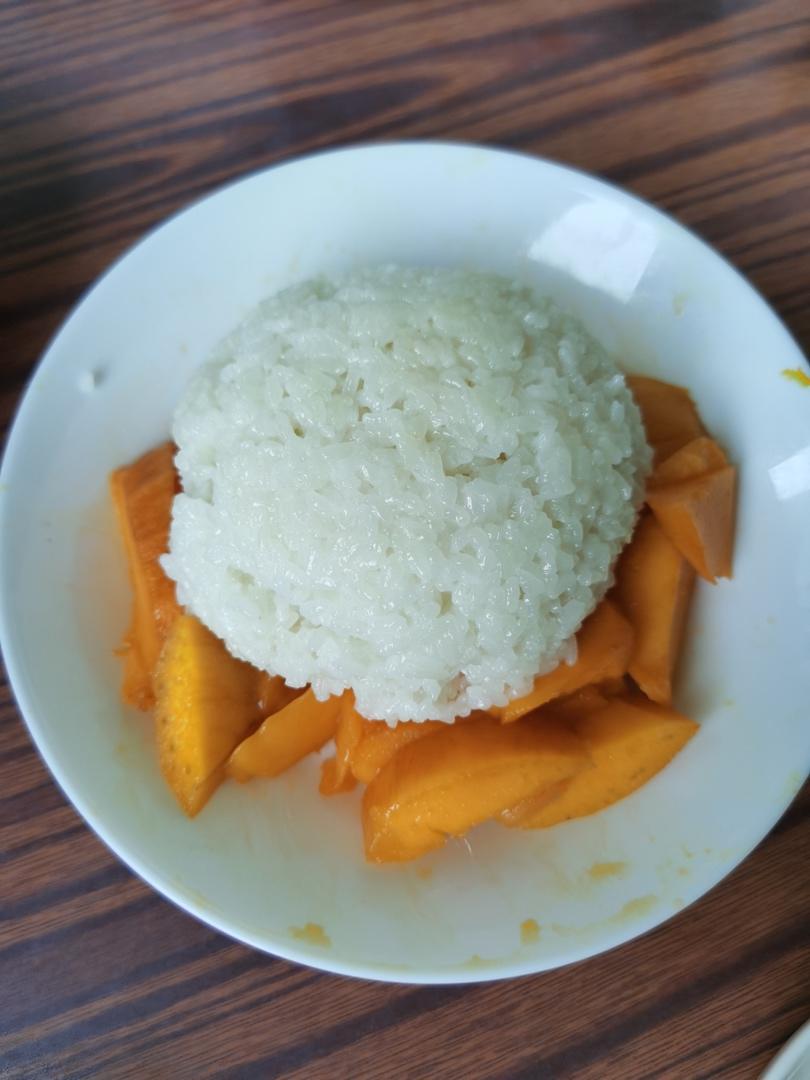泰式芒果椰浆糯米饭