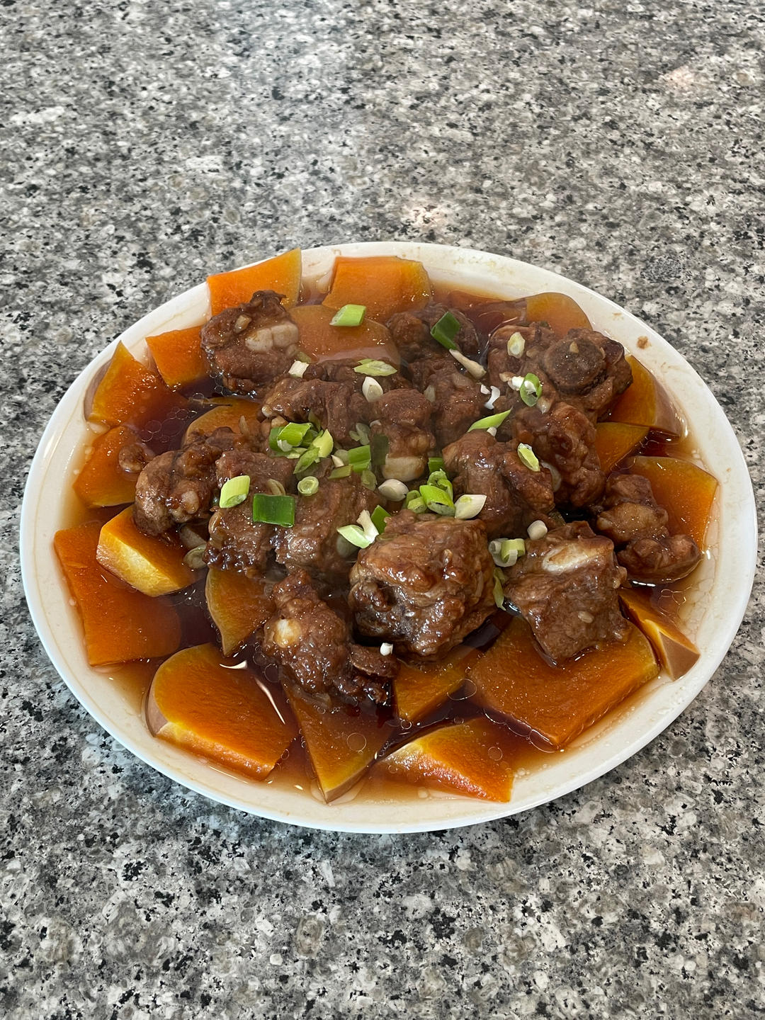 比红烧好吃的蒜香南瓜蒸排骨