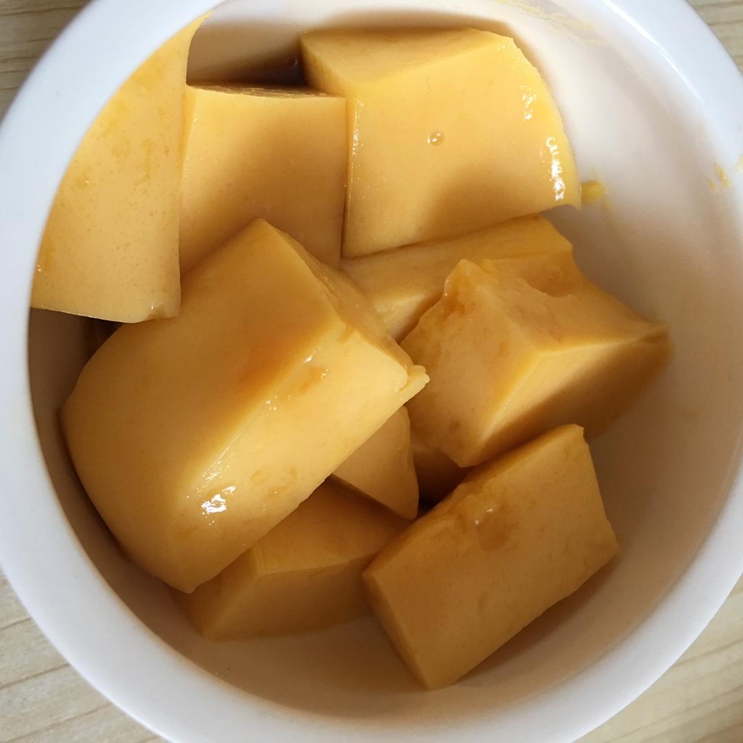 牛奶布丁