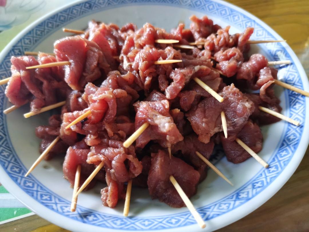 小朋友最爱～外焦里嫩牙签牛肉