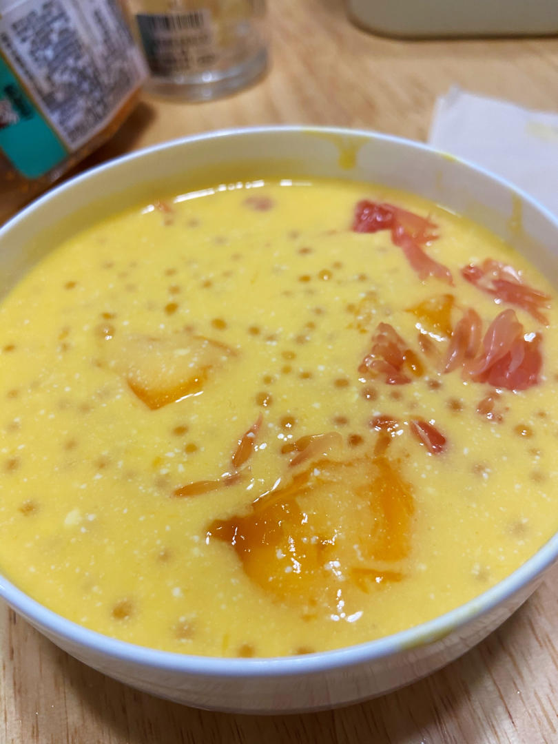 港式甜品——杨枝甘露(芒果西米露)附芒果花切法