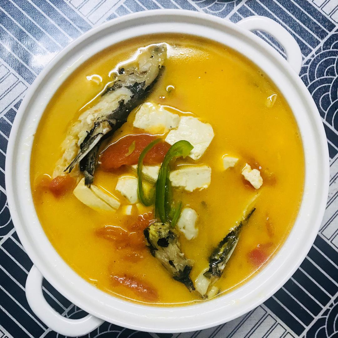 黄骨鱼番茄豆腐汤