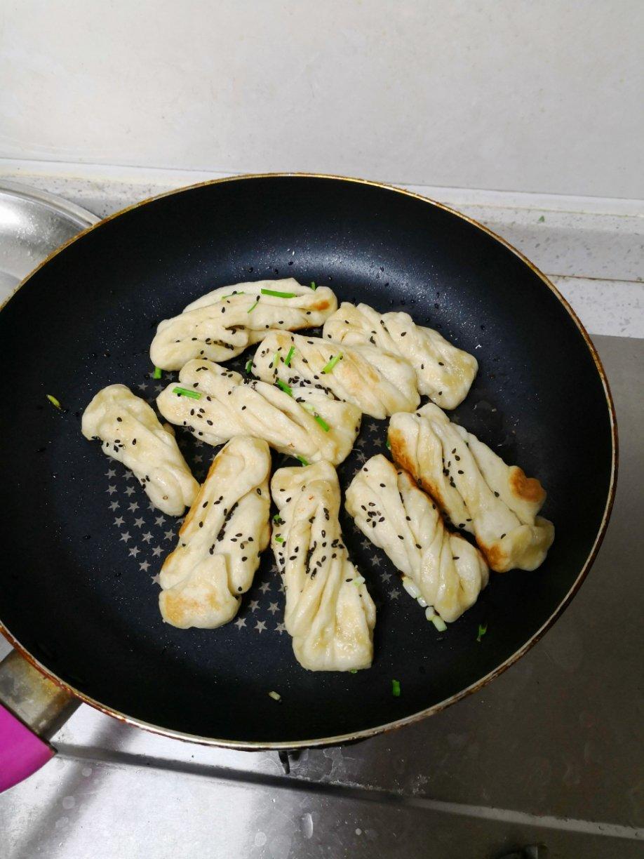 一定要做！—煎卷子【生煎花卷】