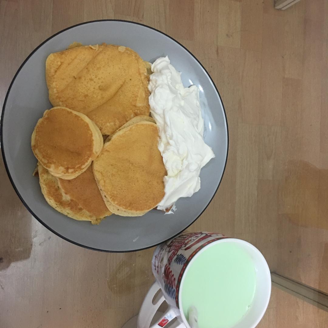 舒芙蕾松饼