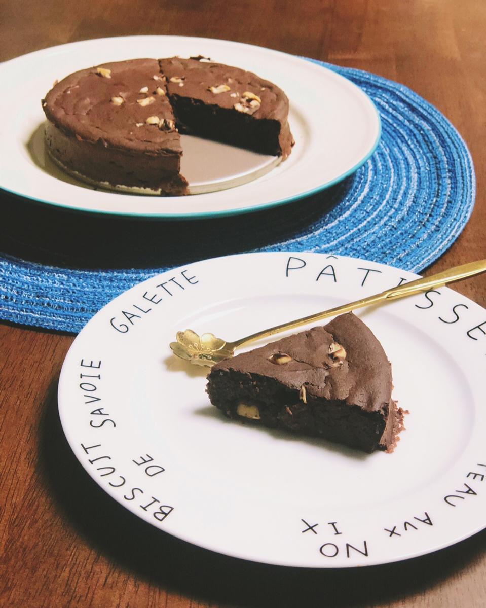 无油低卡浓厚豆腐布朗尼（全部热量只有一千卡☆）