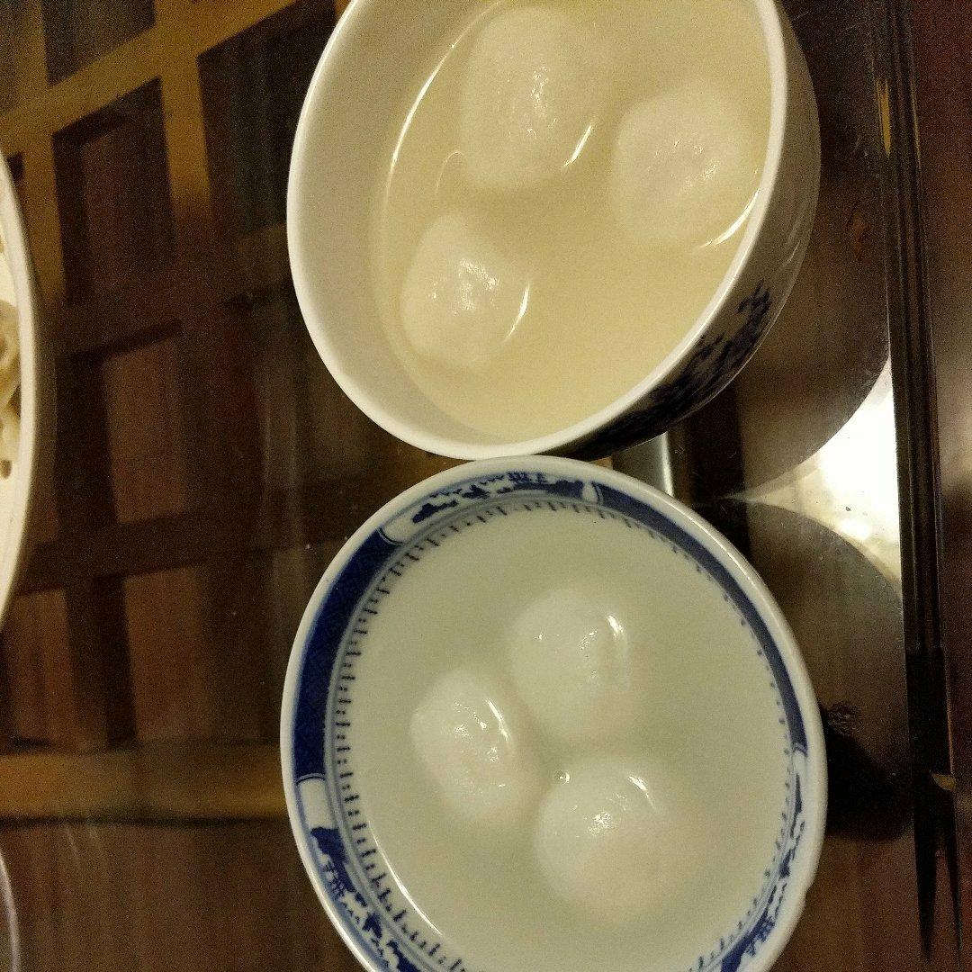 黑芝麻汤圆