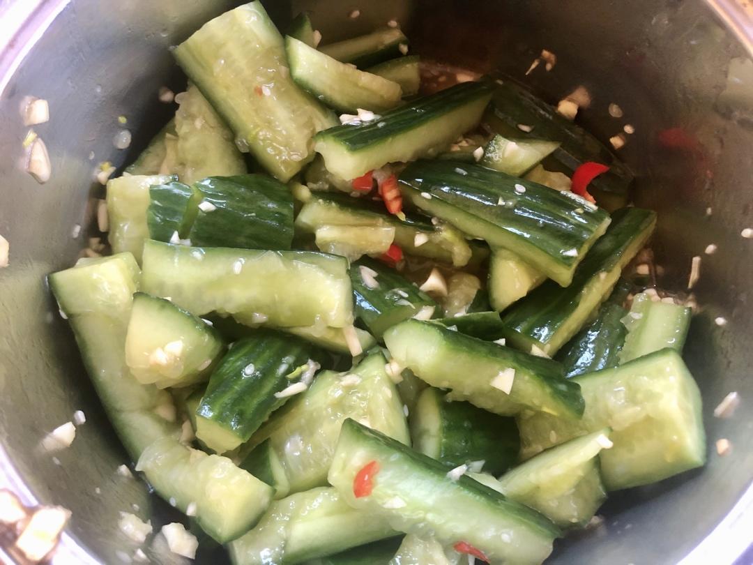 赞不绝口拍黄瓜🥒