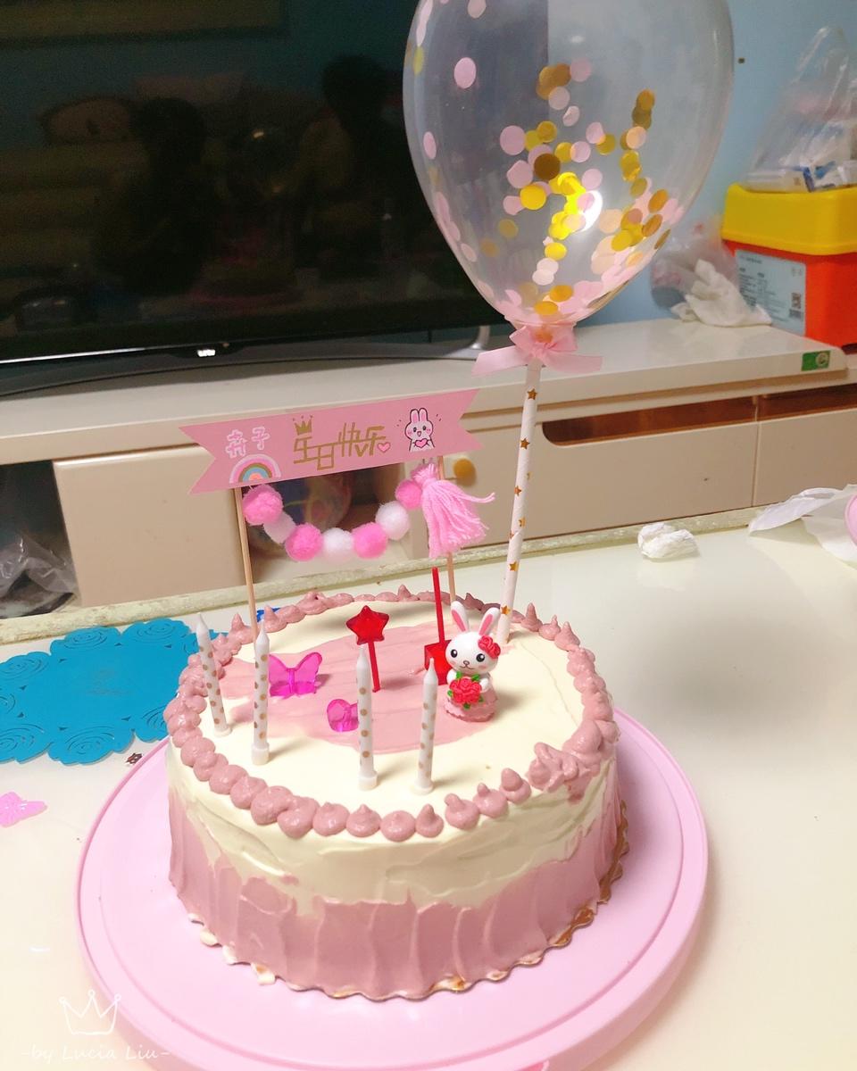 简约裱花蛋糕