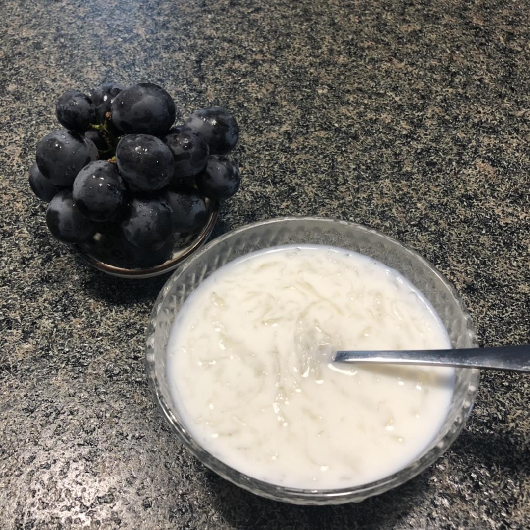 【小森妈妈菜谱】一分钟学会炖牛奶燕窝