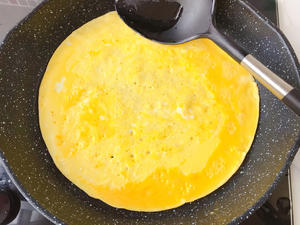 火腿鸡蛋炒黑豆苗的做法 步骤5