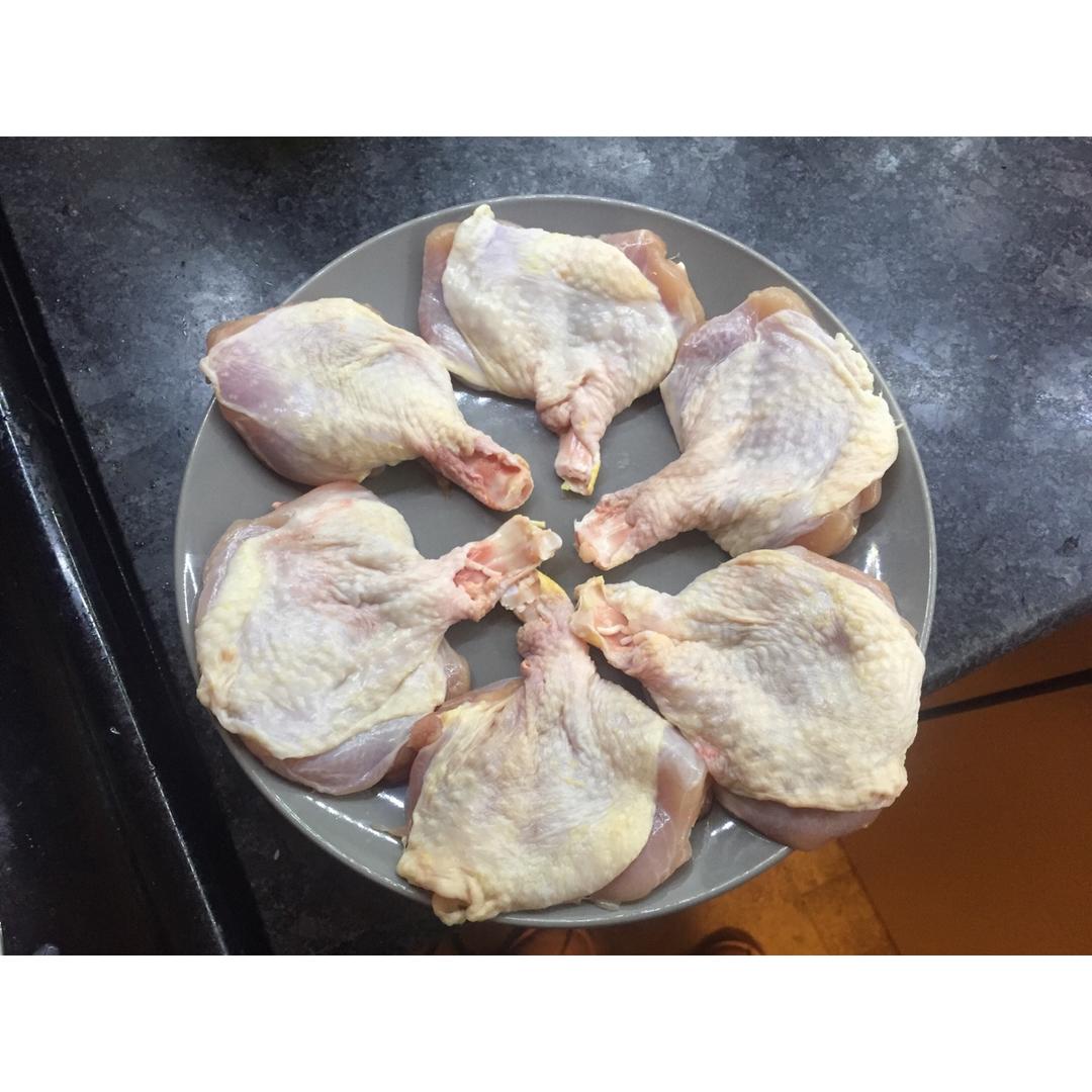 快速鸡腿去骨