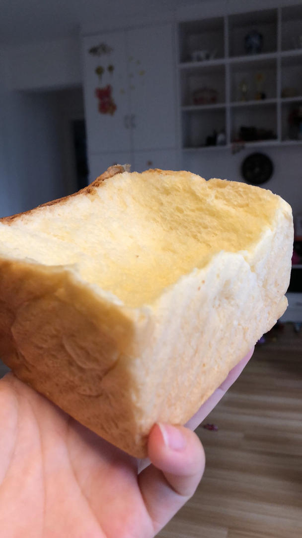 只需一次发酵的超软吐司（附面包机揉手套膜攻略）