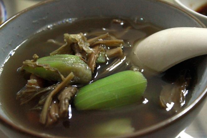 梅干菜丝瓜虾米汤的做法