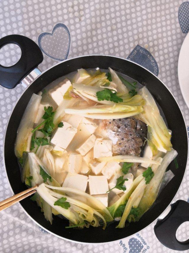 三文鱼头豆腐汤