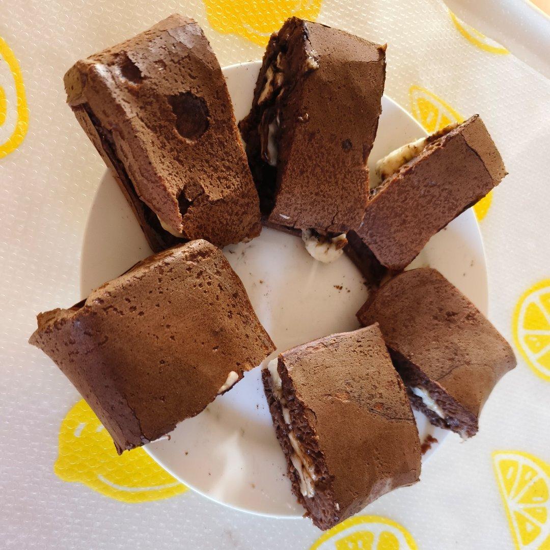 一口平底锅搞定✨松软可口🍫香蕉巧克力松饼