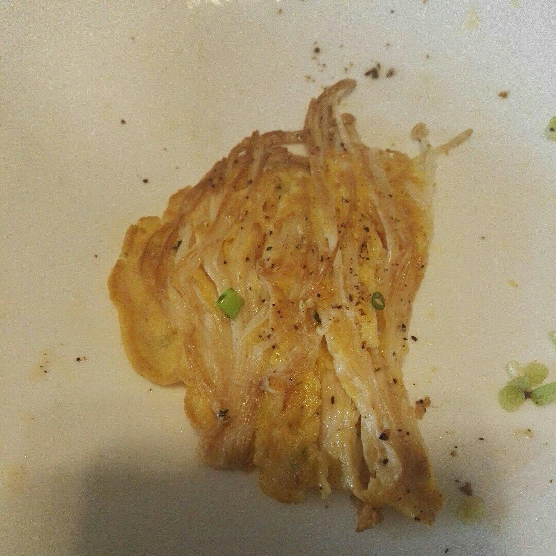 金针菇蛋饼