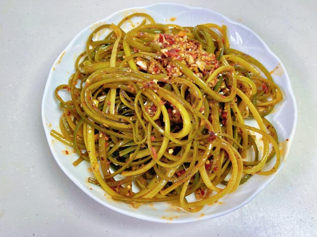 凉拌蒜苔｜开胃凉菜
