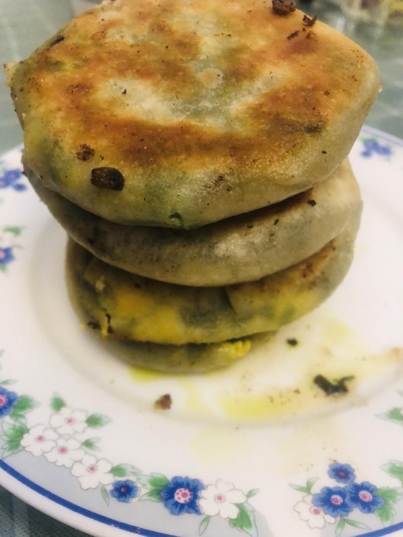 皮薄馅大～韭菜鸡蛋饼