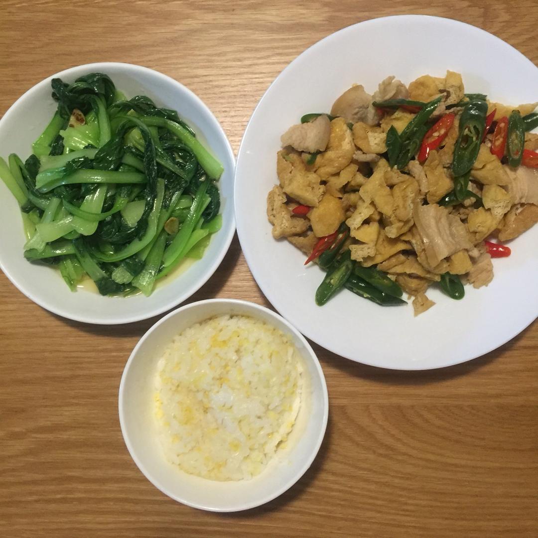 油豆腐焖肉