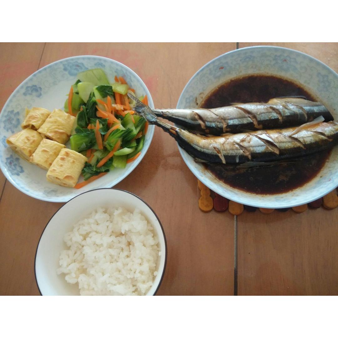 清蒸秋刀鱼