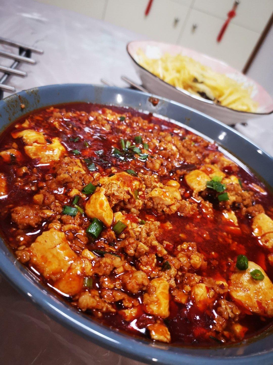 下饭豆腐肉末「搬运牛奶少女」