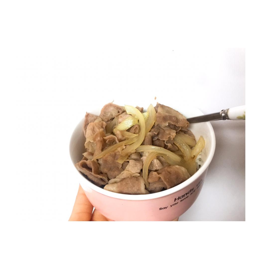 肥牛饭