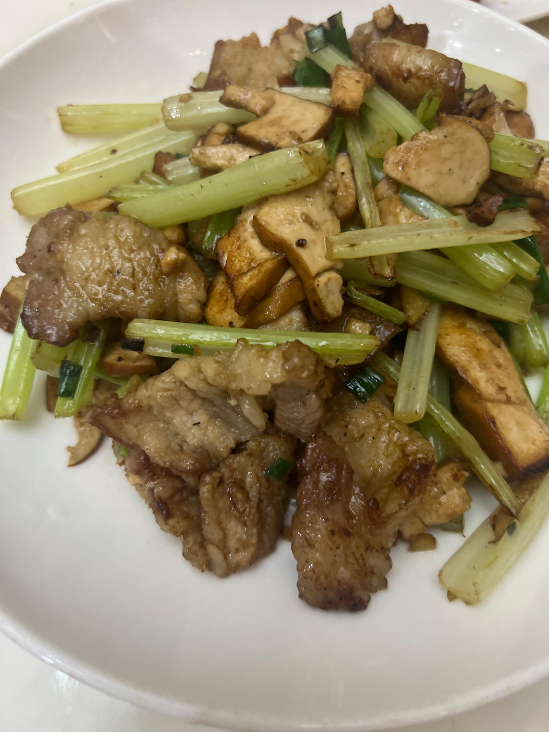 芹菜炒香干