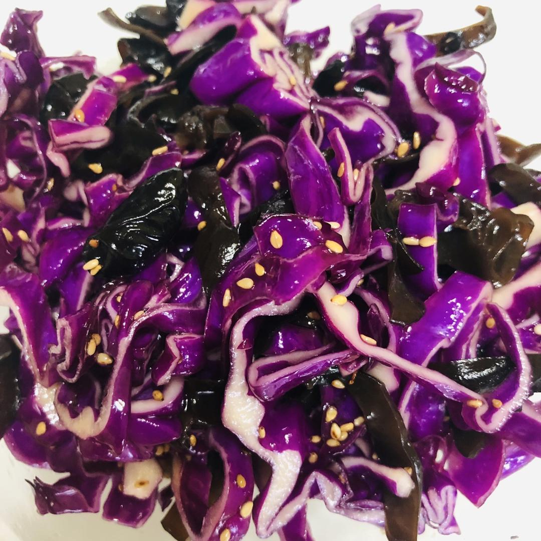 紫甘蓝拌黑木耳