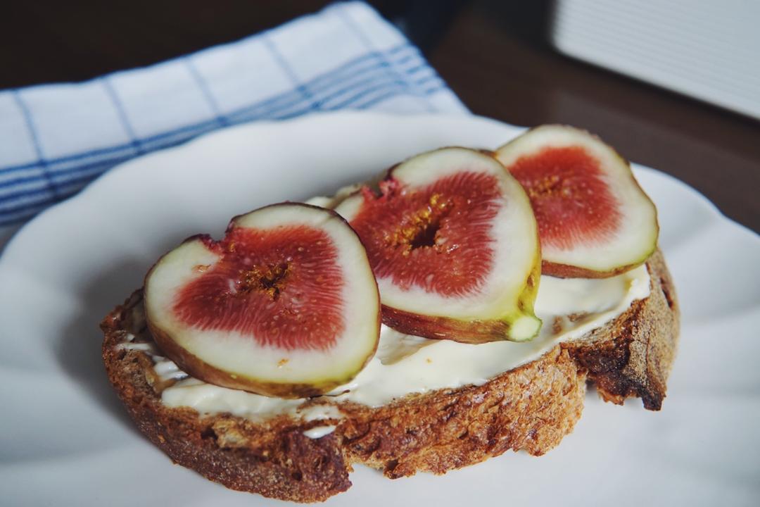 无花果火腿三明治（open-faced）