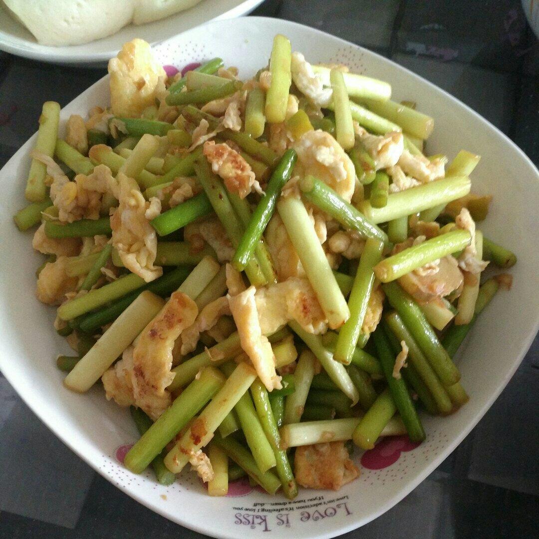 蒜薹炒鸡蛋