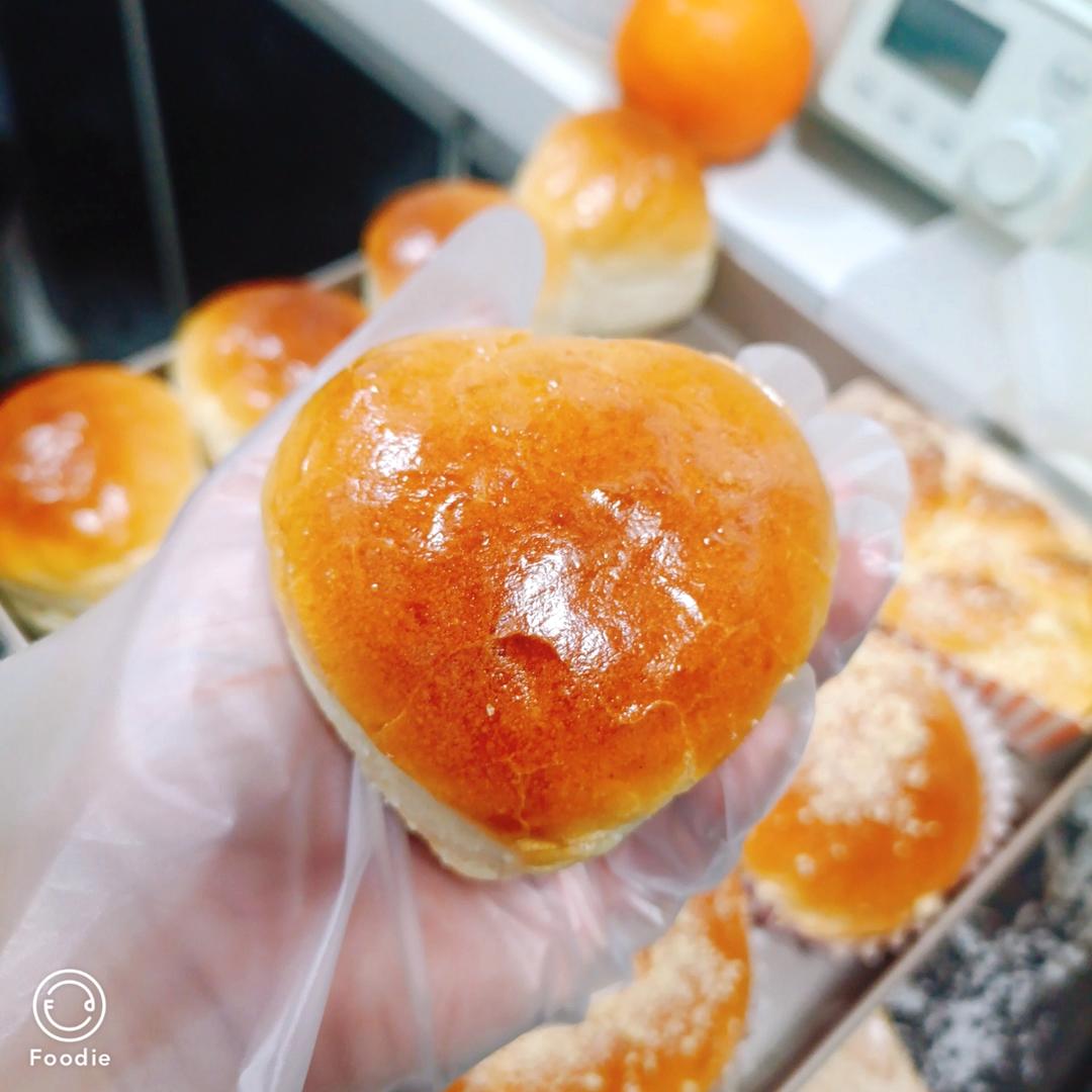 软软萌萌的紫米小面包