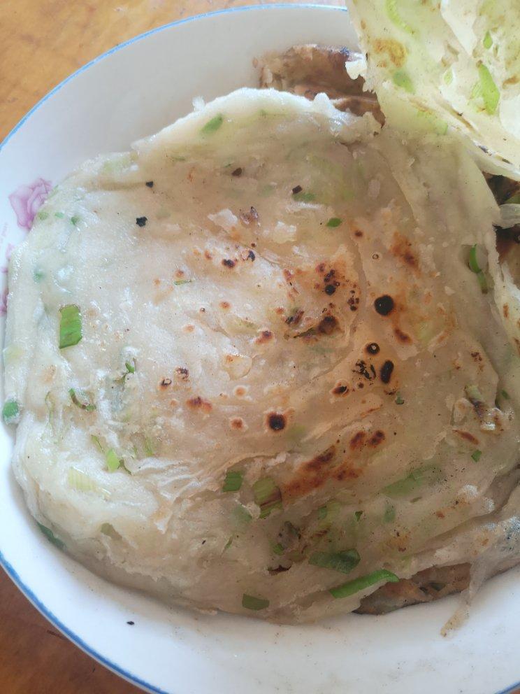 葱油饼（附外酥里嫩的技巧）