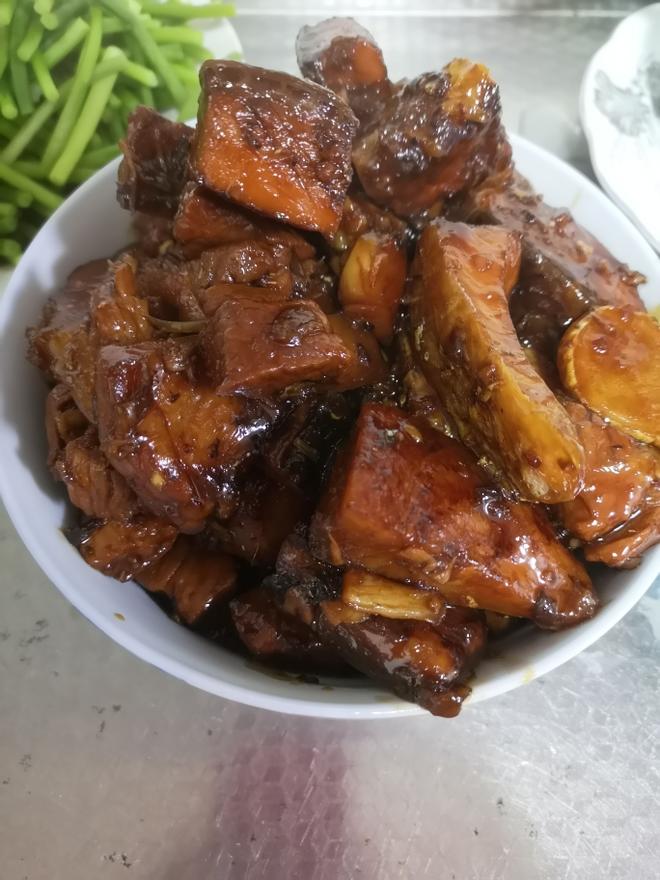 咸鱼烧肉（下饭菜）的做法