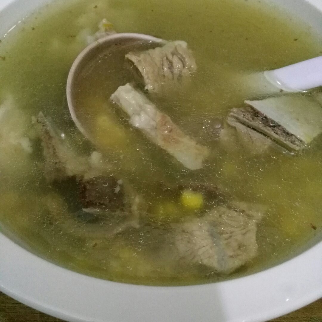 排骨玉米汤