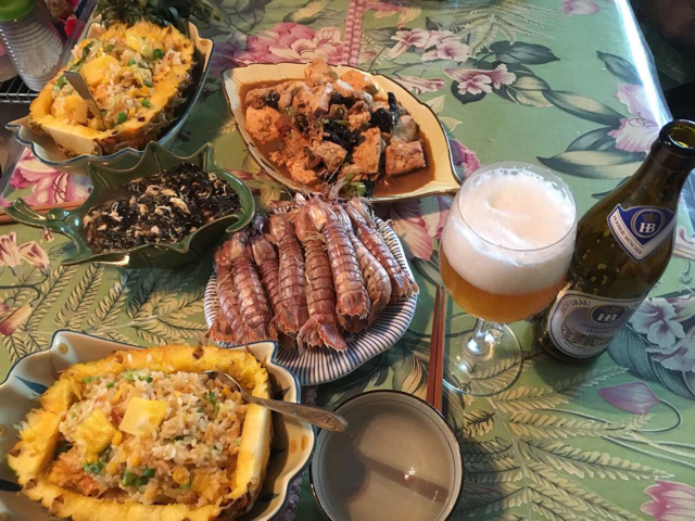 虾仁菠萝炒饭